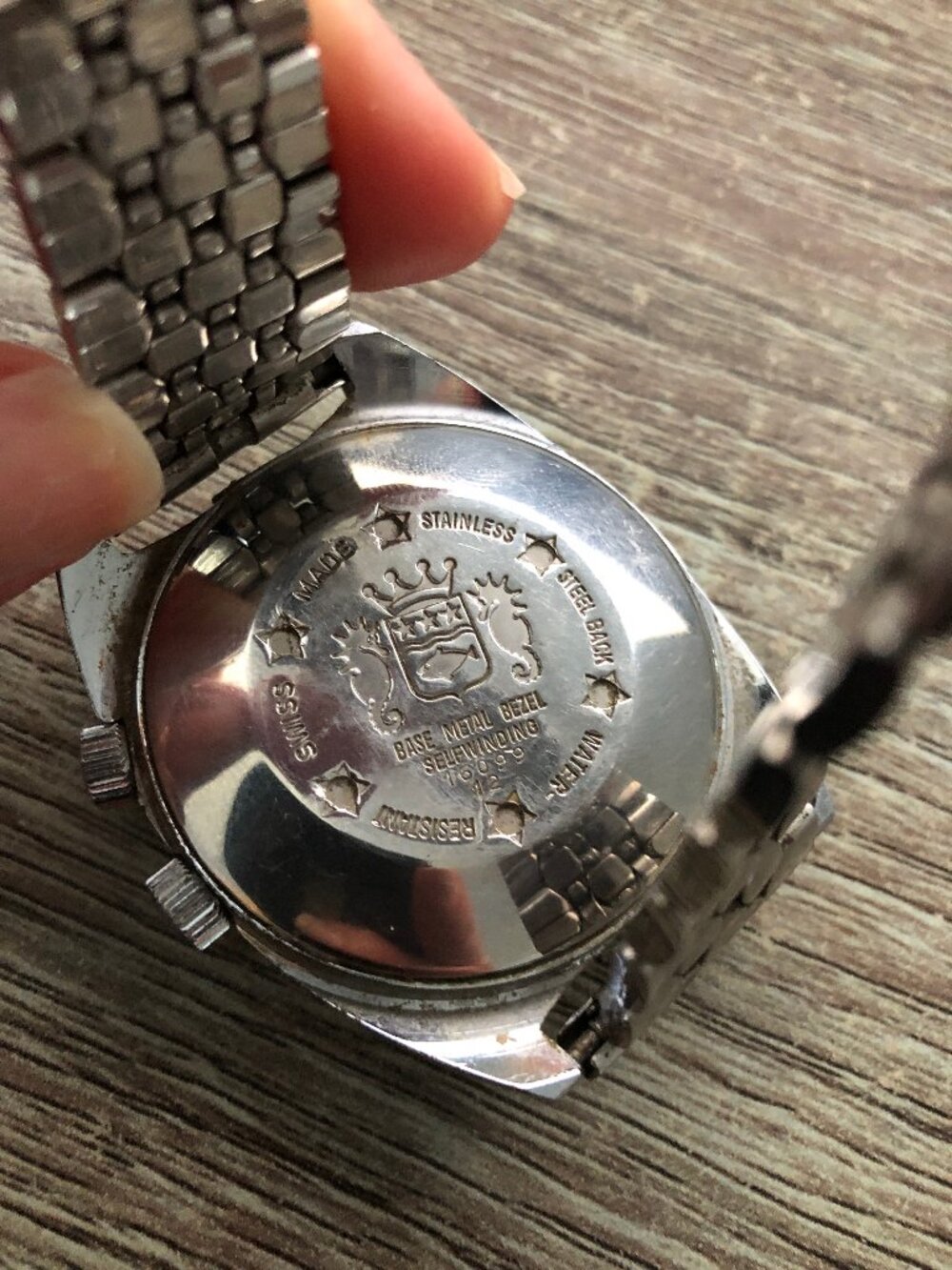 Vintage Sears Brand Swiss Made Watch for Men, Self Winding, Silver Toned - Picture 12 of 12